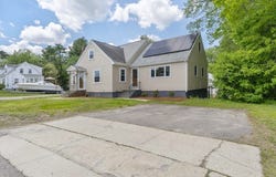 238 Lake St, Bellingham, MA 02019