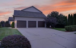 305 Ridgeview Lane, Columbus, WI 53925