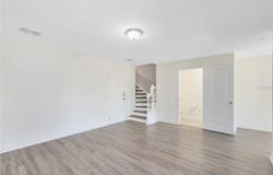 10033 TOWN LAKE DR, ORLANDO, FL 32832