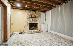 635 RIDGECREST DRIVE, HOLLINS, VA 24019