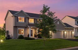 1246 Night Trail, Waconia, MN 55387