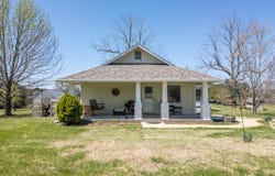 1742 Flora Church, Viola, AR 72583