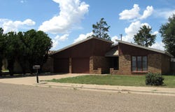 311 Douglas Street, Levelland, TX 79336