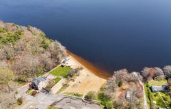 12 Wildwood Rd, Lakeville, MA 02347