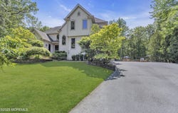 6 Canterbury Court, Jackson, NJ 08527