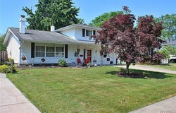 58 Dalewood Drive, Amherst, NY 14228