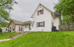 907 S A Street, Elwood, IN 46036