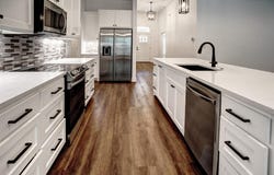 102 Kaena LN, Bastrop, TX 78602