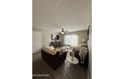 1655 Maple View Way, Knoxville, TN 37918