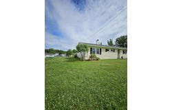 200 Davis Road, Bangor, ME 04401