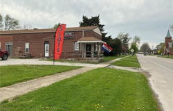 207 W Central Avenue, Benld, IL 62009