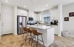 511 Surfbird Ln, Imperial Beach, CA 91932