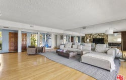 2252 Gloaming Way, Beverly Hills, CA 90210