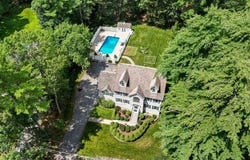 793 Forest St, North Andover, MA 01845