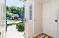 502 Ridgefield Cir, Clinton, MA 01510