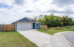 2001 N Fleetwood Lane, Siloam Springs, AR 72761