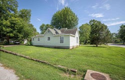 400 Broadway Street, Lamar, MO 64759
