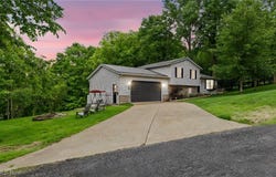44 Navajo Trail, Malvern, OH 44644