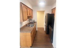 25647 Salem, Roseville, MI 48066