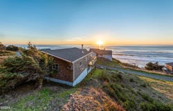 42179 Sundown Way, Cloverdale, OR 97112