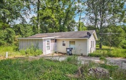 51 1st, Concord, GA 30206