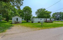 225/245 E 2nd St, Calhoun, KY 42327
