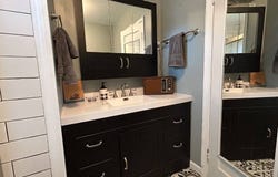305 N Race St, Wayne City, IL 62895