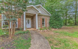 1914 Creekstone Drive, Opelika, AL 36804