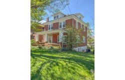 521 S MAIN ST, LEXINGTON, VA 24450