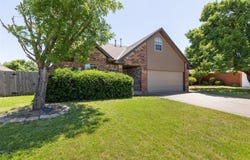 316 SE 6th Street, Moore, OK 73160