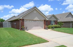 4033 CAMBRIDGE DRIVE, MOODY, AL 35004