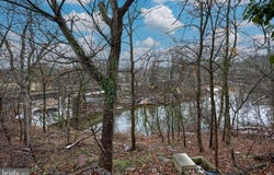 10 E CANAL ROAD, YORK, PA 17404