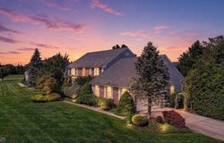 46 Waverly Pl, South Brunswick Twp., NJ 08852-2702