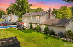 174 Cottrell Road, Old Bridge, NJ 07747