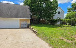 511 SOMO AVE E, Tomahawk, WI 54487