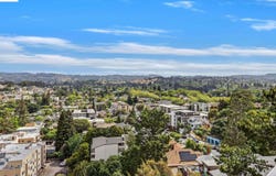 1 Kelton Ct, Oakland, CA 94611