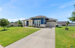 121 Charming Redbud Lane, San Marcos, TX 78666