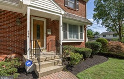 614 WINDSOR PLACE, MOORESTOWN, NJ 08057