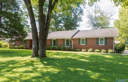 1611 Stratford Road SE, Decatur, AL 35601