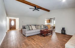 2622 Fallcreek Drive, Carrollton, TX 75006