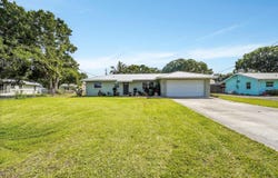 905 Scott Street, Fort Pierce, FL 34982