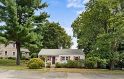 25 Mountain Rd, Waltham, MA 02451