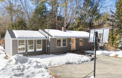 175 Sak Road, Vernon, VT 05354