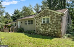 2182 HERBLEW ROAD, WARRINGTON, PA 18976
