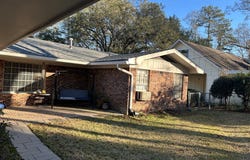 1636 Lake Park Dr, LAUREL, MS 39440