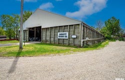 300 S BROADWAY Street, Manito, IL 61546