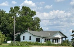 1208 Hwy 30 6.18 acres in SE 1/4 35-148-69, Cathay, ND 58422