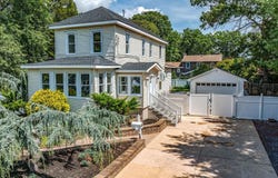 413 W Oakcrest, Northfield, NJ 08225