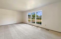 5657 Hidden Cove Lane, Florissant, MO 63034