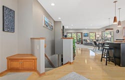 1200 Lakemoor Drive, Woodbury, MN 55129